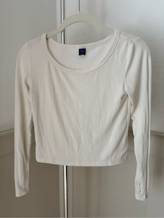 Old Navy Tops - Old Navy Cropped Cream Ribbed Long Sleeve Scoop Top